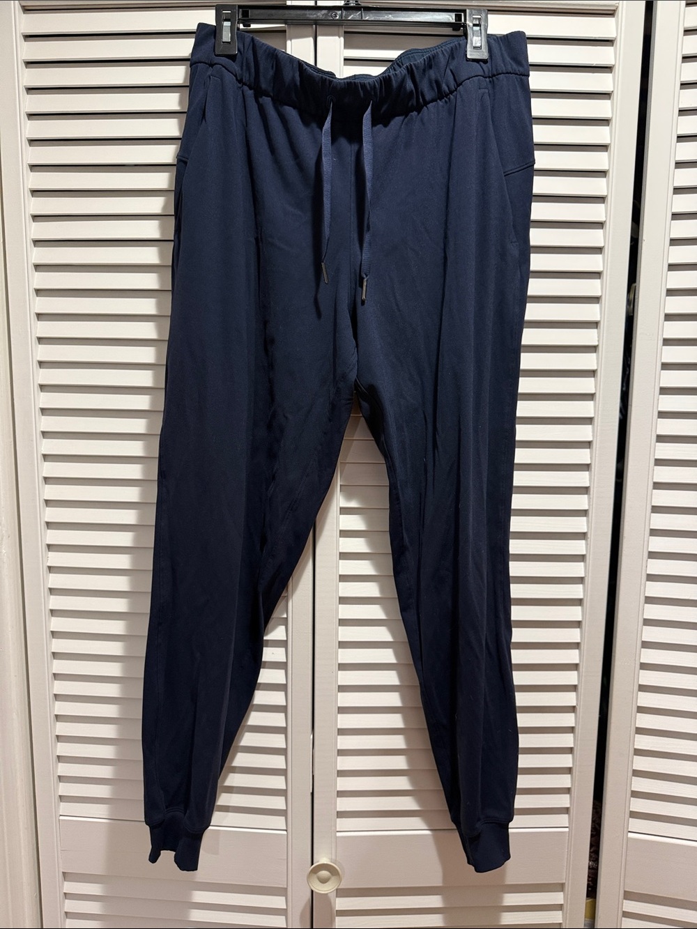 lululemon athletica Navy On the Fly Joggers